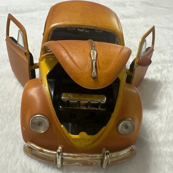 Jada Hollywood Ride Transformer VW Volkswagen Beetle Bumblebee Scale1/24  2021 - Picture 7 of 8